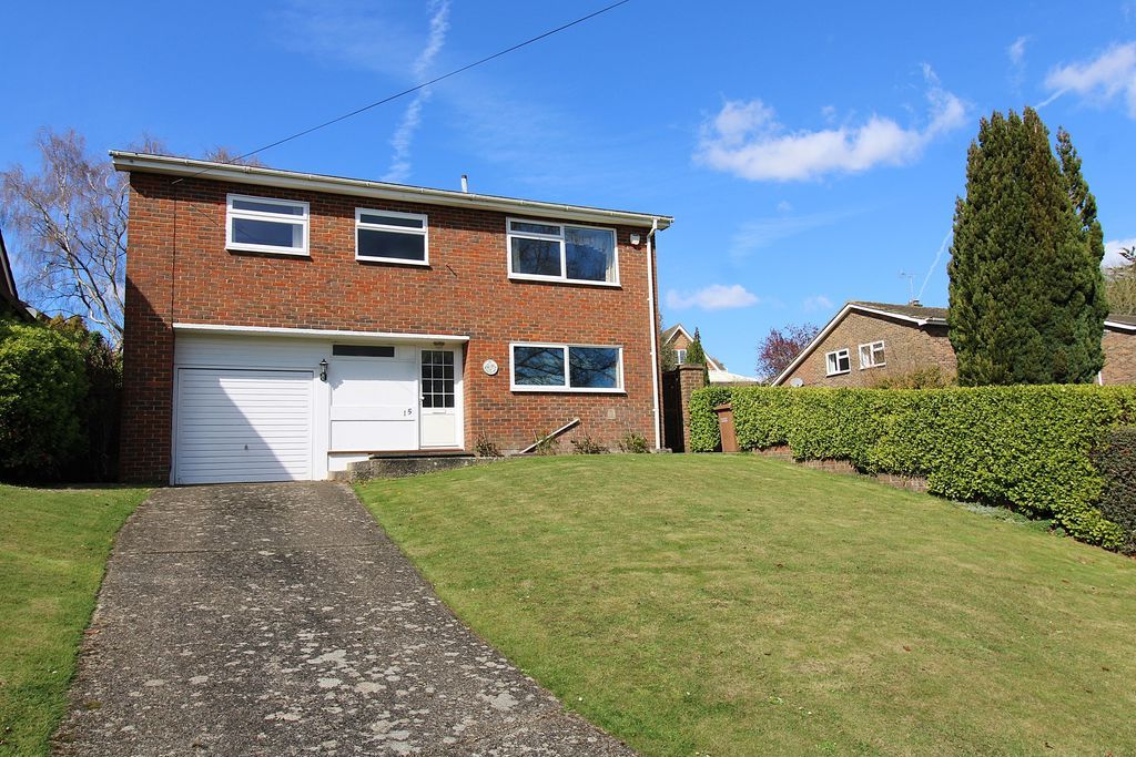 Property photo 1 of 13 Photo 14