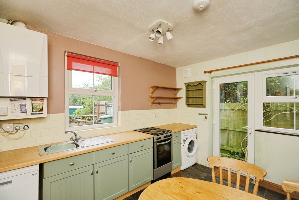 Property photo 3 of 16 Pbox-Img.Jpg