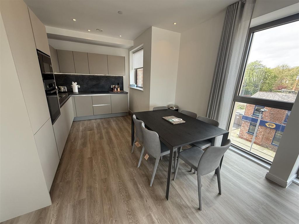 Property photo 2 of 16 Tempimage9Gpahb.Jpg