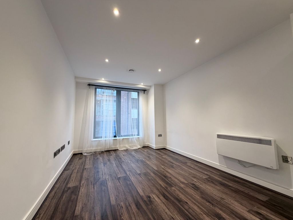 Property photo 3 of 11 Img_1350