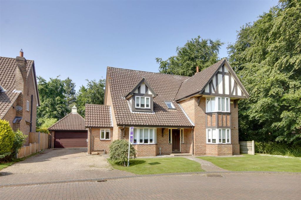Property photo 1 of 20 4 The Green-3.Jpg