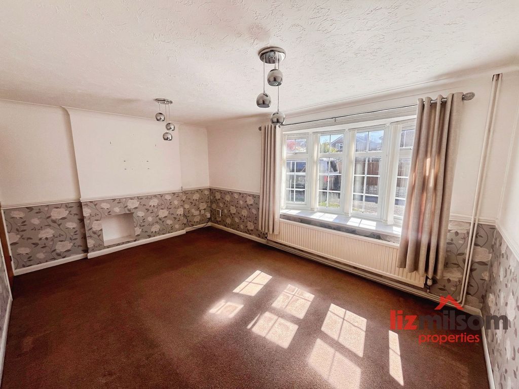 Property photo 2 of 24