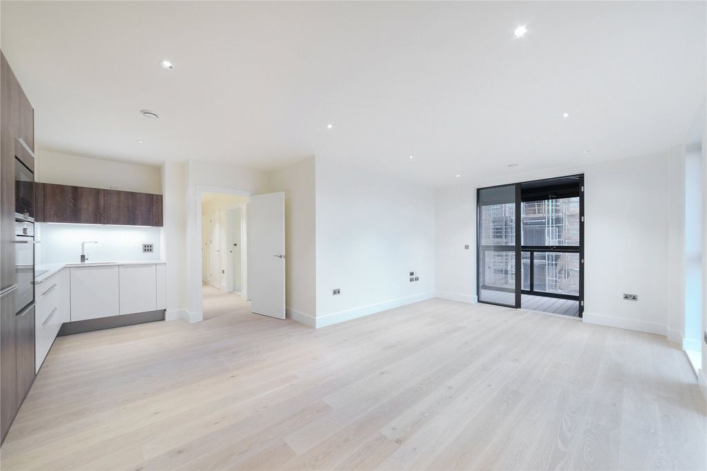 Property photo 1 of 15 Picture No. 10