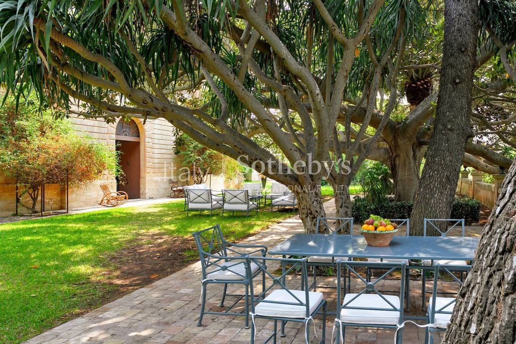 Property photo 2 of 30
