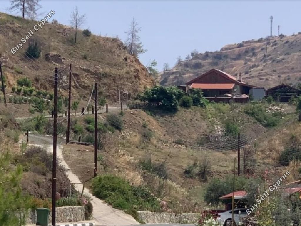 Property photo 3 of 6