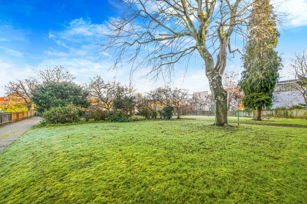 Property photo 3 of 3