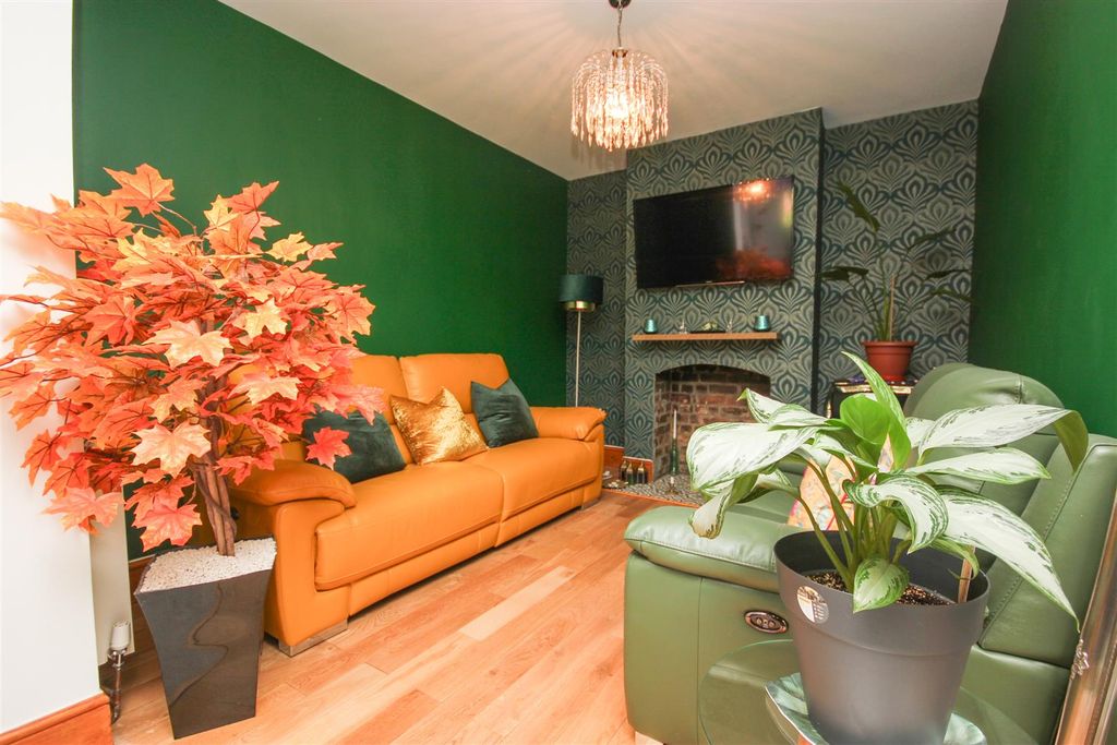 Property photo 2 of 15 Img_5285.Jpg