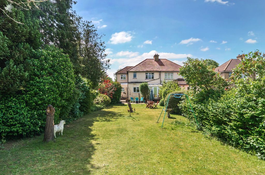 Property photo 2 of 21 2766Bad4-E47c-4A20-B59c-7B95A0A03E23