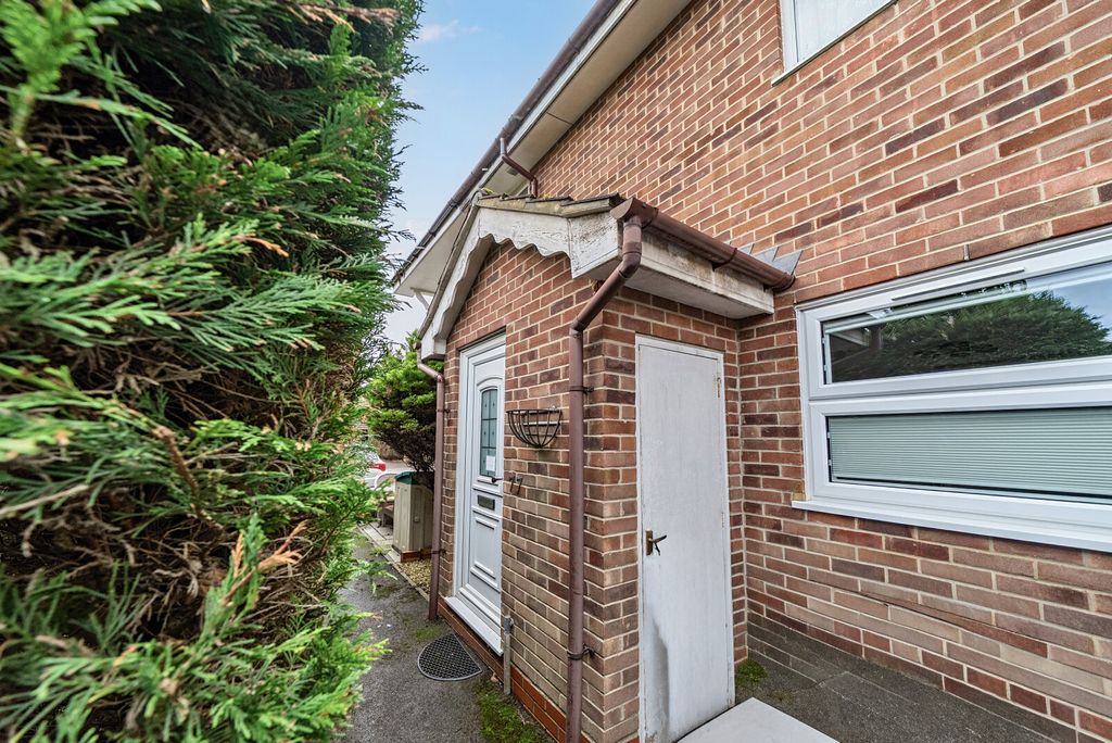 Property photo 1 of 10 Front Door