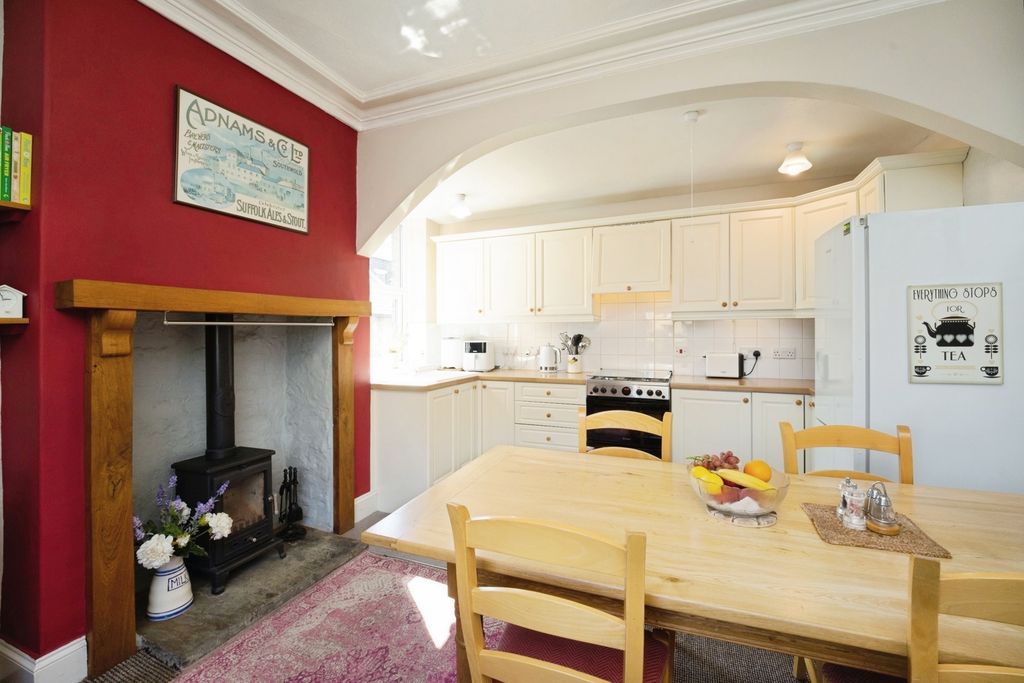 Property photo 3 of 21 Kitchen Diner