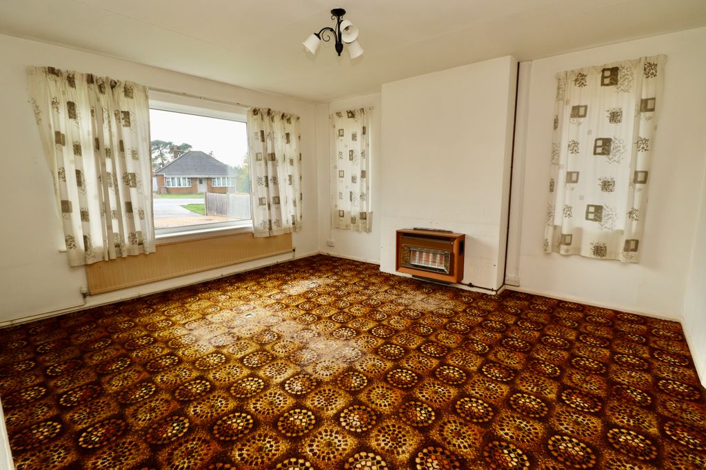 Property photo 3 of 15 Img_5051