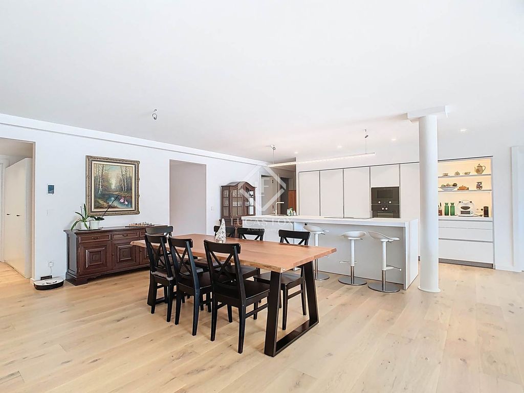 Property photo 3 of 39