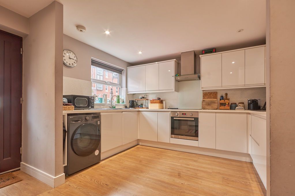 Property photo 2 of 15 Kitchen
