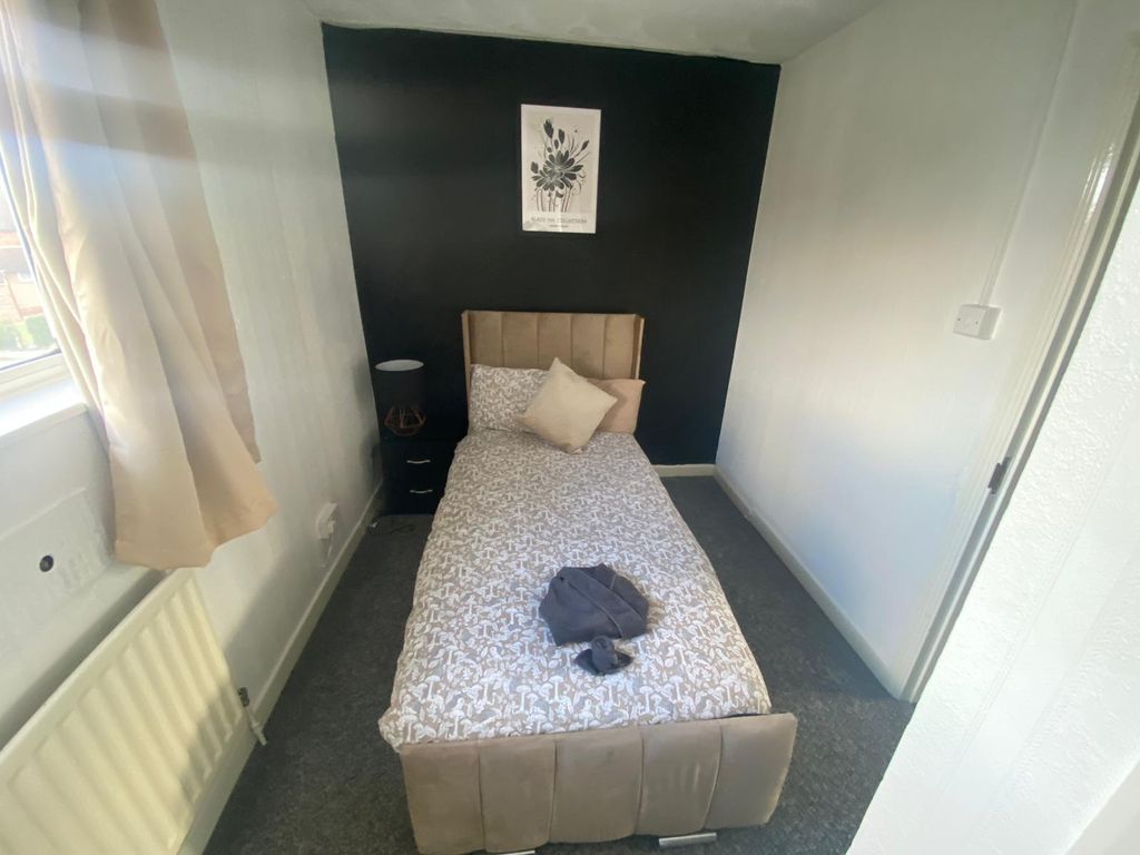 Property photo 3 of 10 Img-20250206-Wa0023