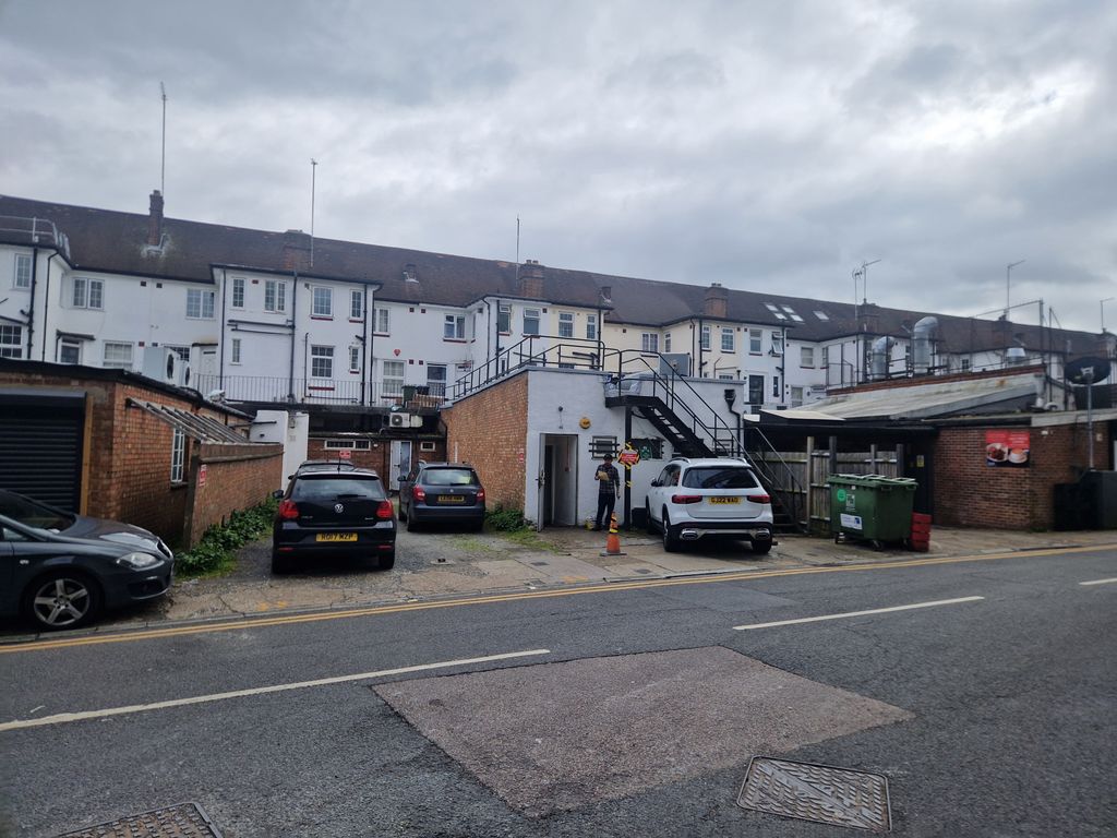 Property photo 3 of 11