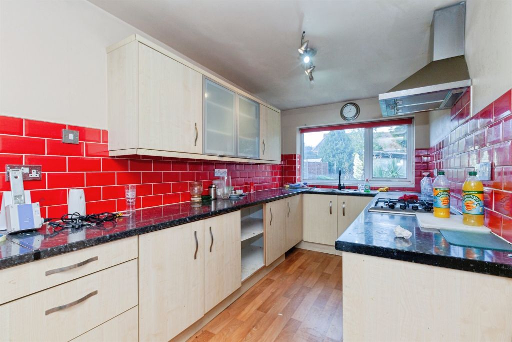 Property photo 3 of 14