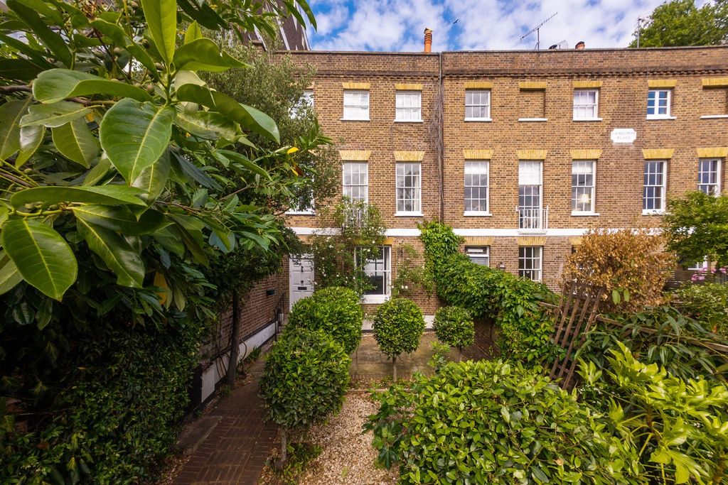 Property photo 1 of 13 5258551