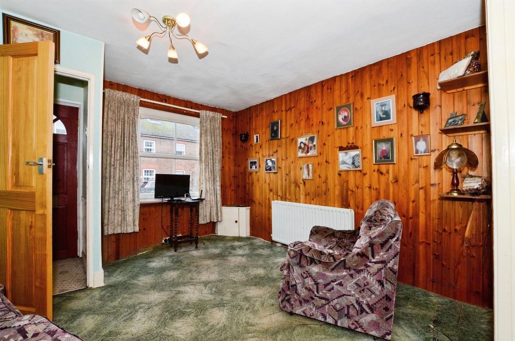 Property photo 2 of 15