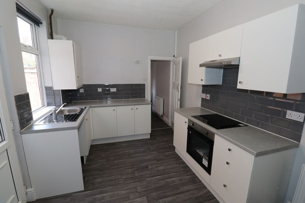 Property photo 3 of 8 Img_4014