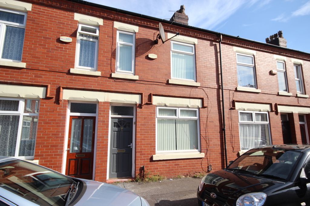 Property photo 1 of 13