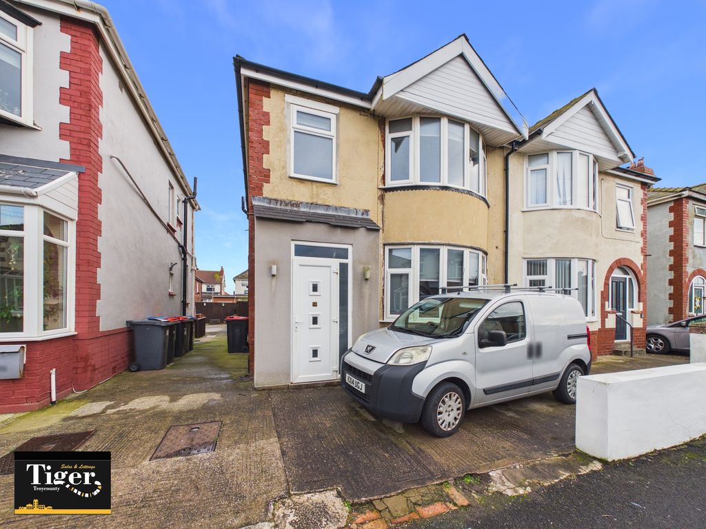 Property photo 1 of 25 Cam03440G0-Pr0527-Still001