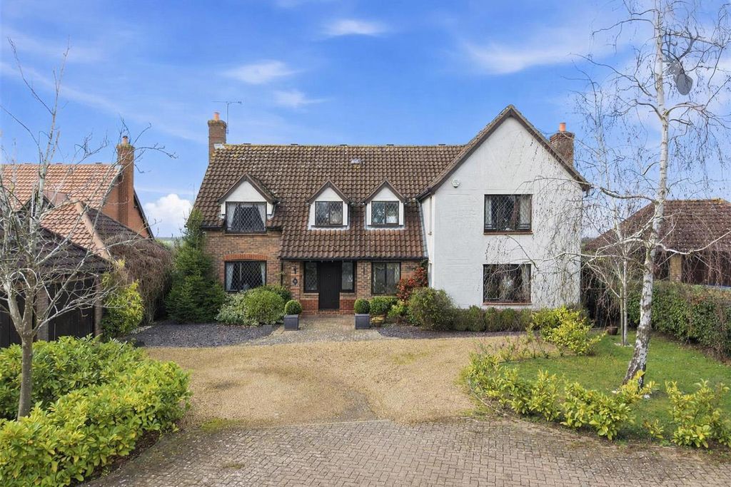 Property photo 1 of 34