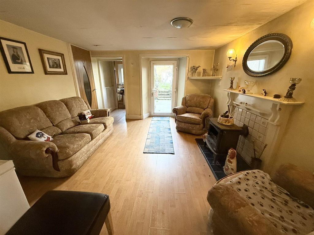 Additional image 6 of 3 bed semi-detached house for saleAnnan Road, Dumfries DG1