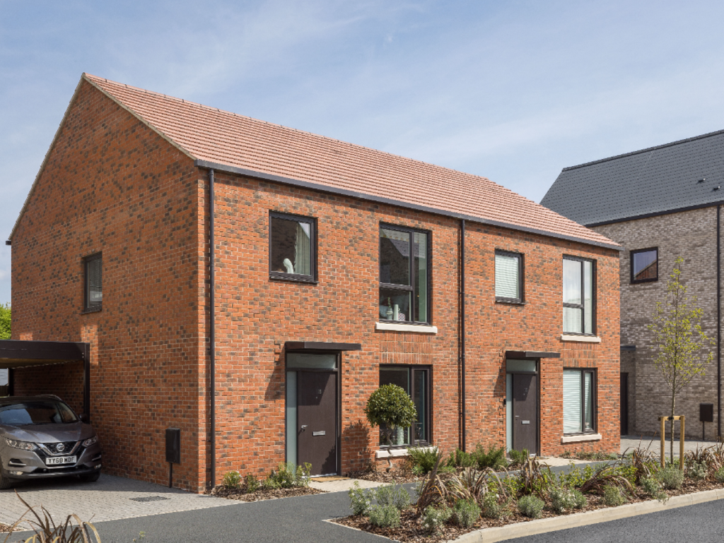 Property photo 1 of 13 The Willow, Number 546