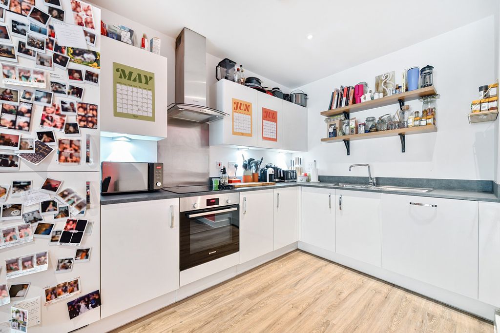 Property photo 2 of 13 Kitchen