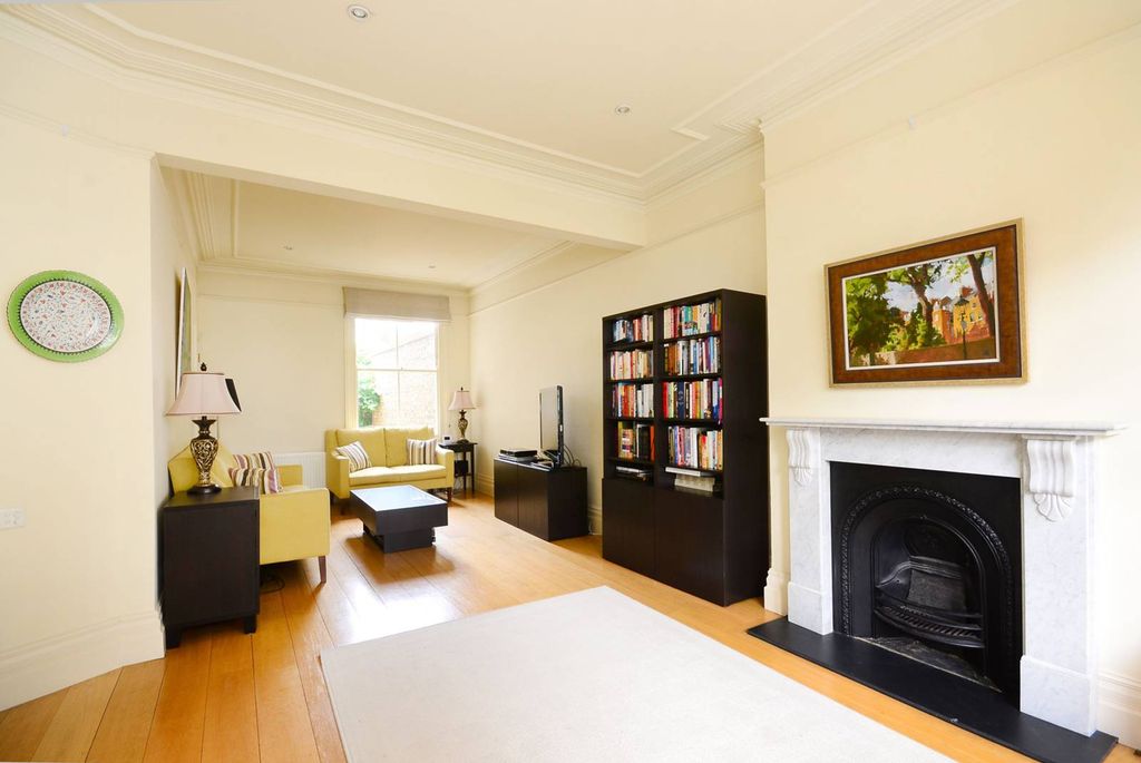 Property photo 1 of 17