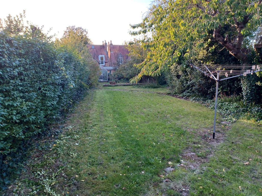 Property photo 3 of 12 20251006_173521.Jpg