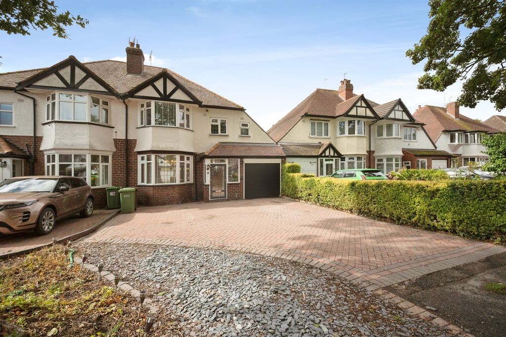 Property photo 1 of 34