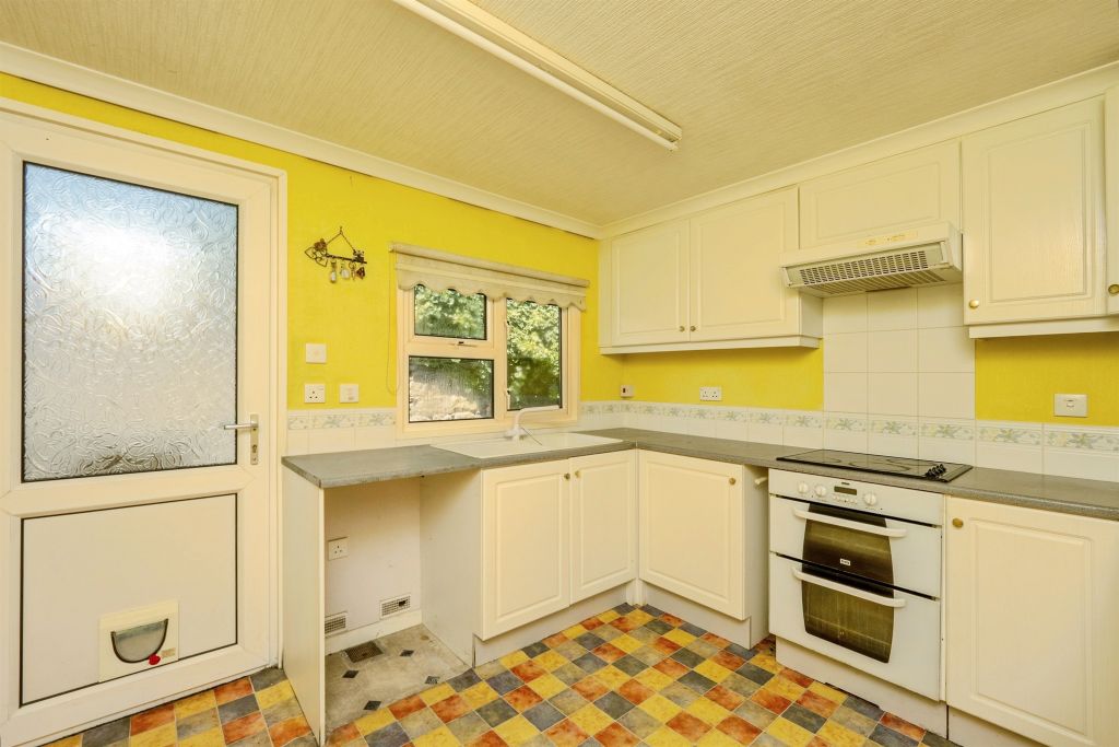 Property photo 3 of 19