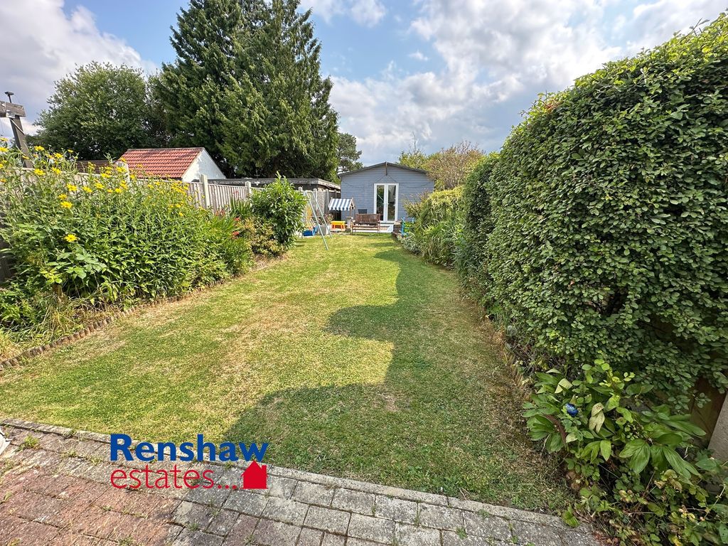 Property photo 3 of 15 R (1)