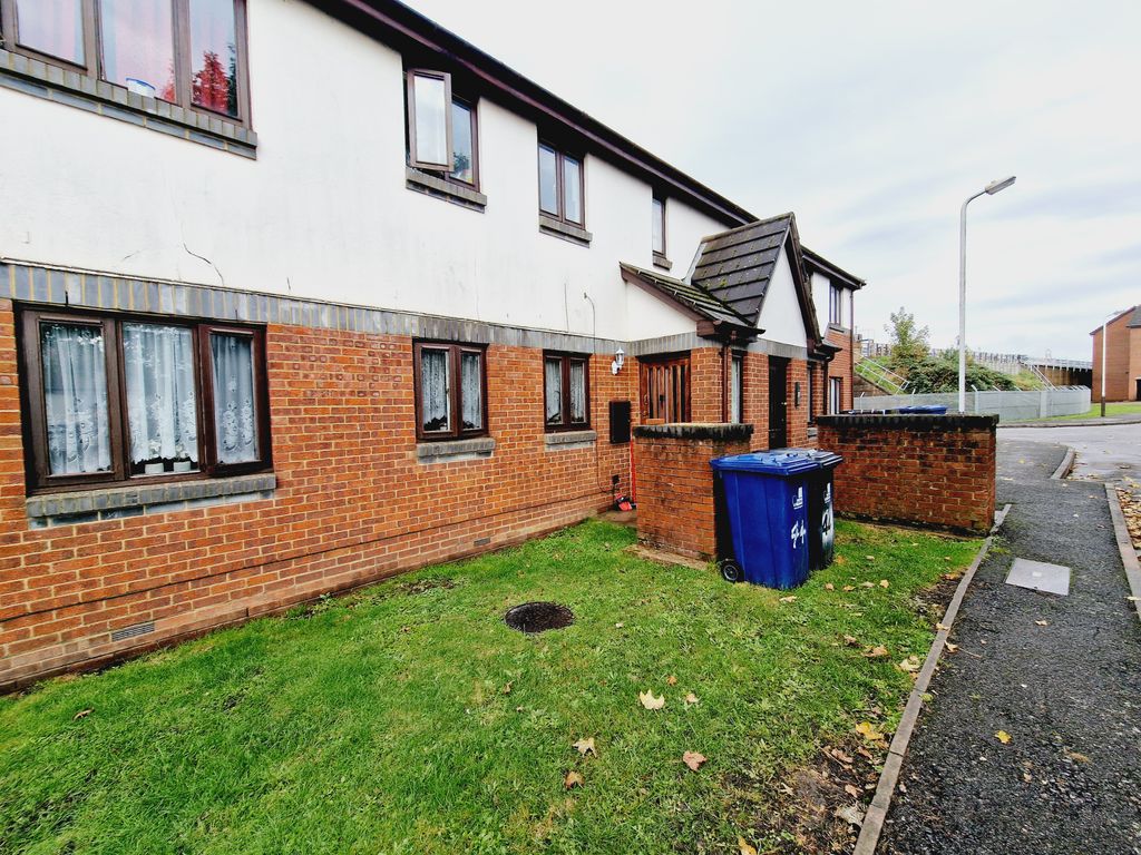 Property photo 2 of 11