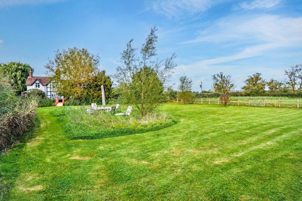 Property photo 2 of 29