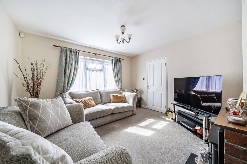 Property photo 2 of 20 1477720-18-6A3112...