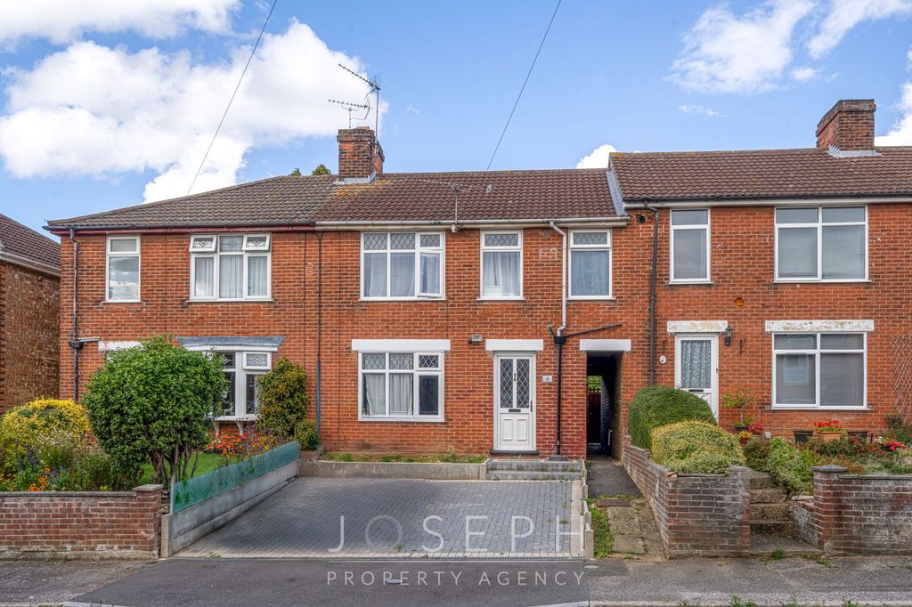 Property photo 1 of 7