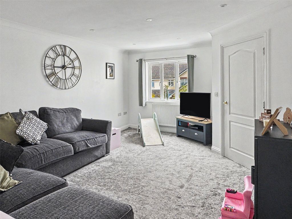 Property photo 3 of 14 Picture No. 07