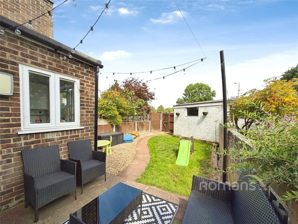 Property photo 2 of 24 Picture No. 23