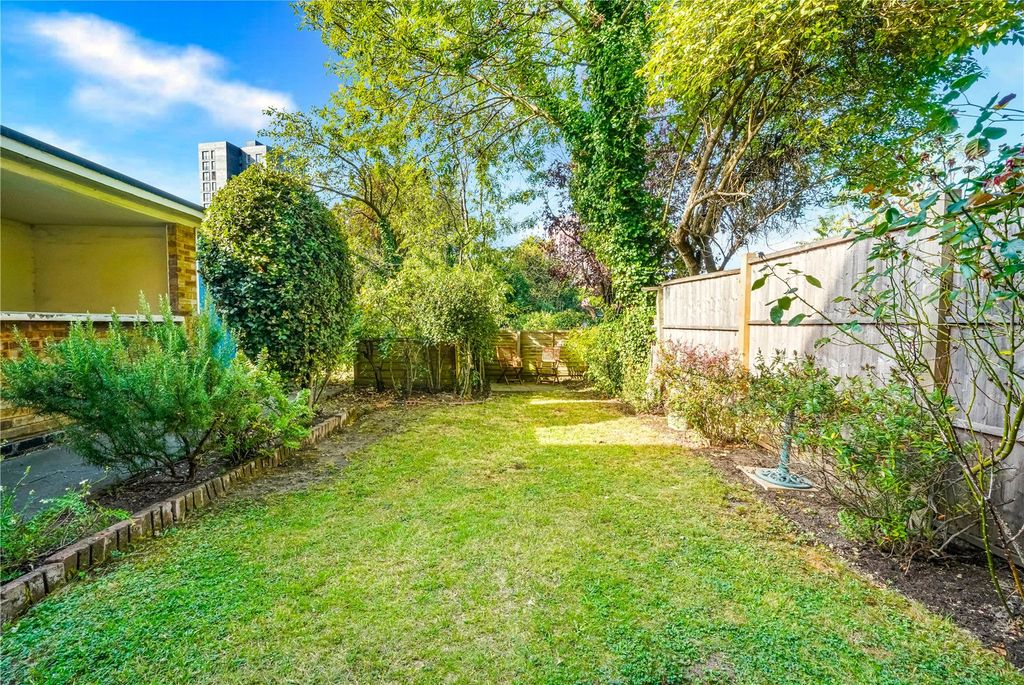 Property photo 2 of 12 Picture No. 01