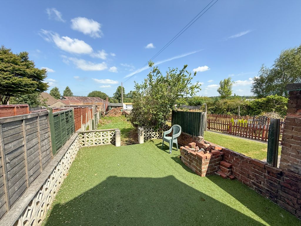 Property photo 3 of 12 Img_2421