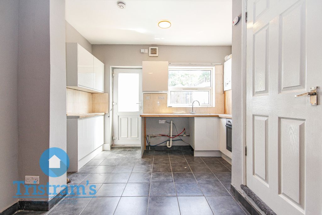 Property photo 3 of 10 Img_2869