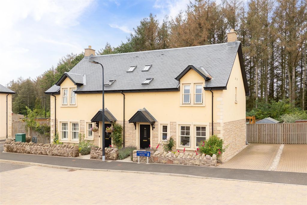 Property photo 1 of 18 24 Dunglass Road_Coldstream-01.Jpg