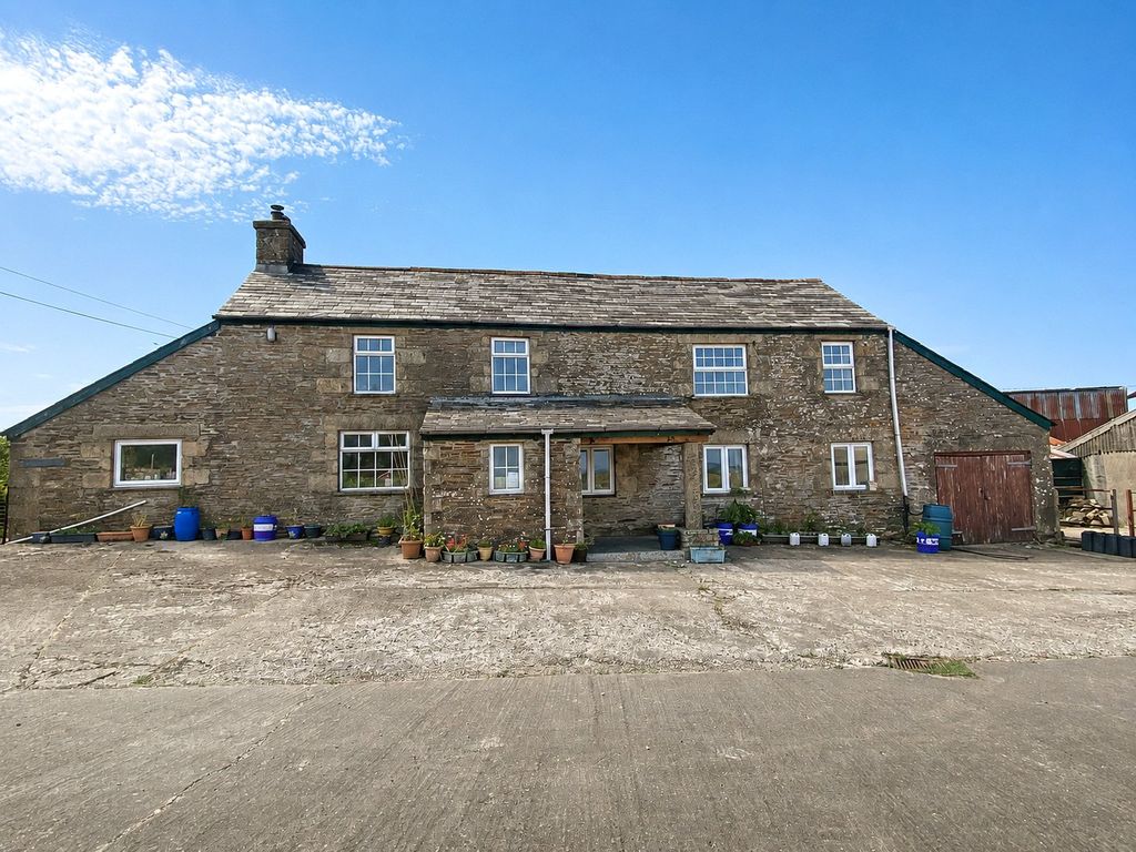 Property photo 1 of 17 Picture No. 01