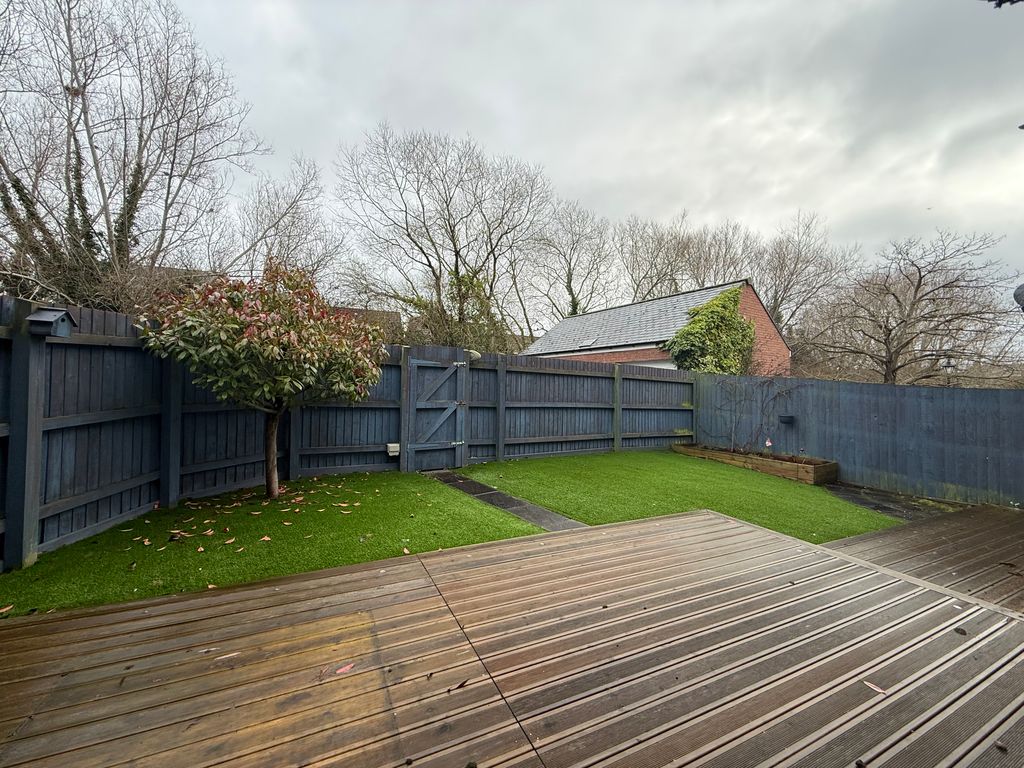 Property photo 2 of 13 Image