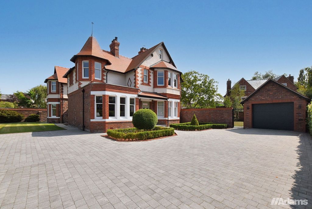 Property photo 1 of 59