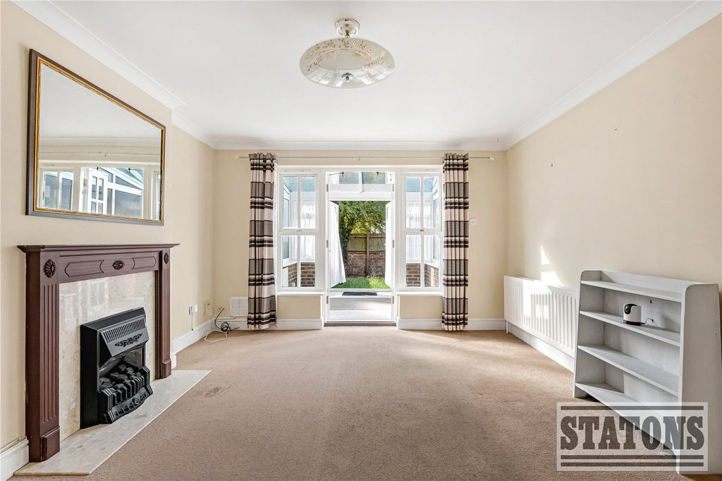 Property photo 3 of 15 Picture No. 26