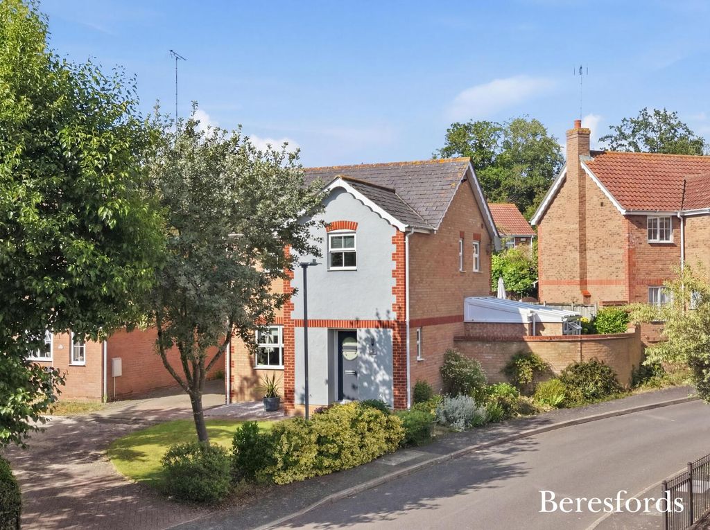 Property photo 1 of 19 Picture No. 02