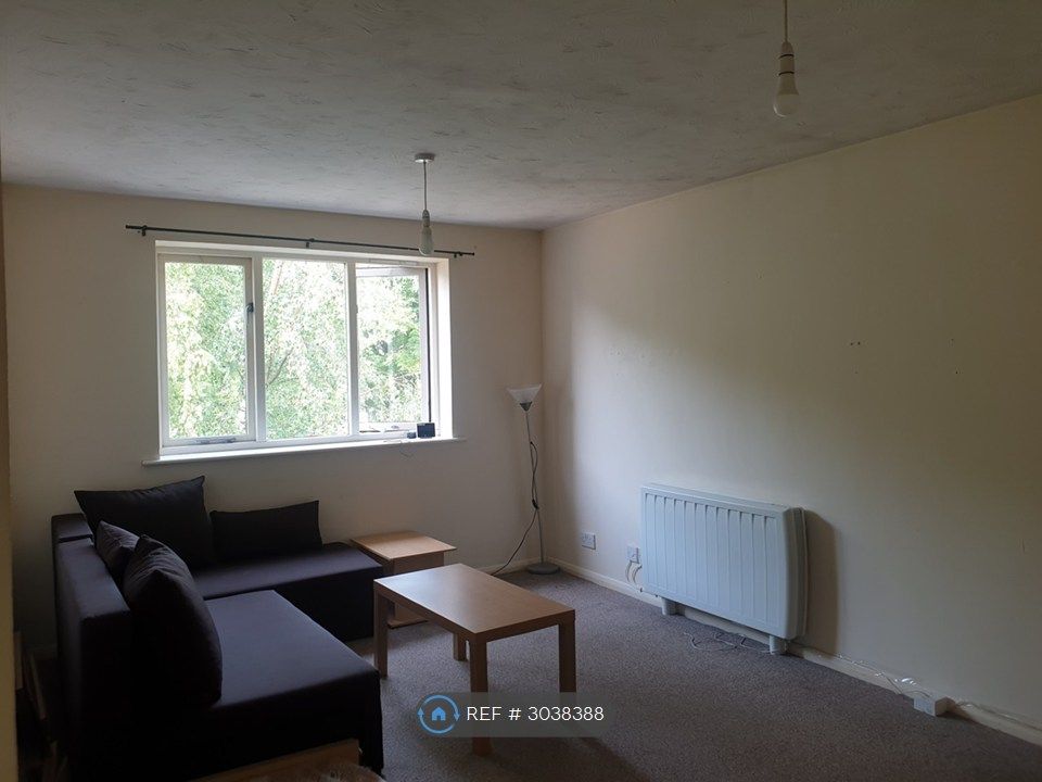 Property photo 2 of 6